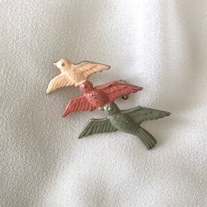 Vintage Three Birds Flying Brooch